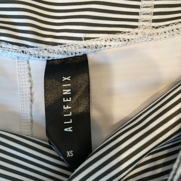 All Fenix Limitless Leggings Striped High Waist - Picture 7 of 13